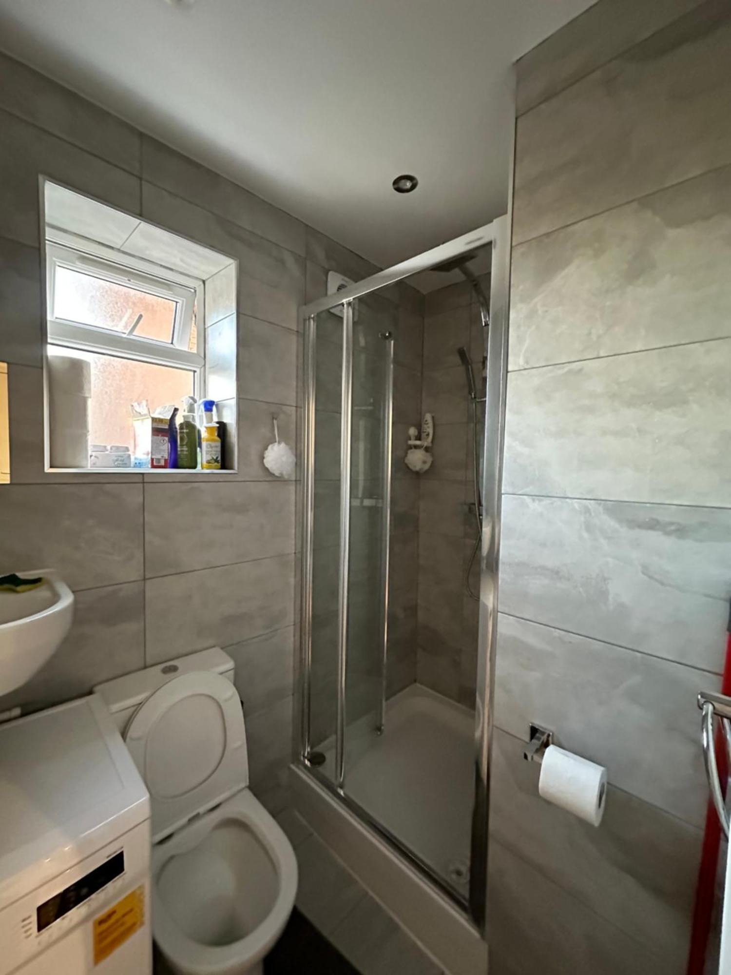 Affittacamere Smart Cosy/small Double In Oakridge Road Bromley Londra